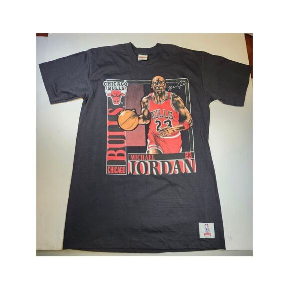 Vintage Michael Jordan 1991 Chicago Bulls Nutmeg Mills T-Shirt Size XL